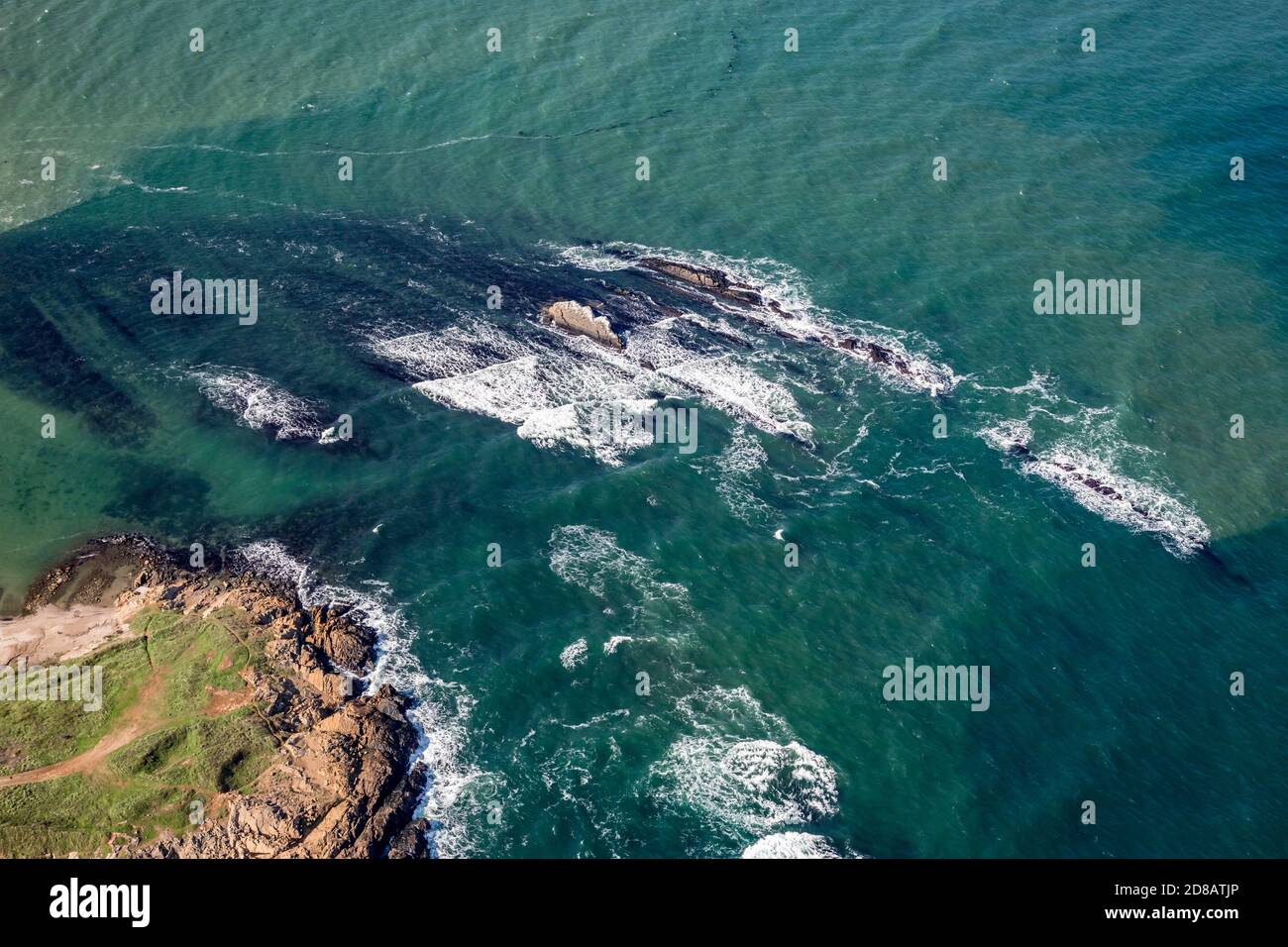 Shore cliffs, waves. Tandem motor paragliding over Black Sea shores near town of Ahtopol. Sunny autumn day, scenery colors and amazing landscapes and seascapes, Bulgaria Stock Photo
