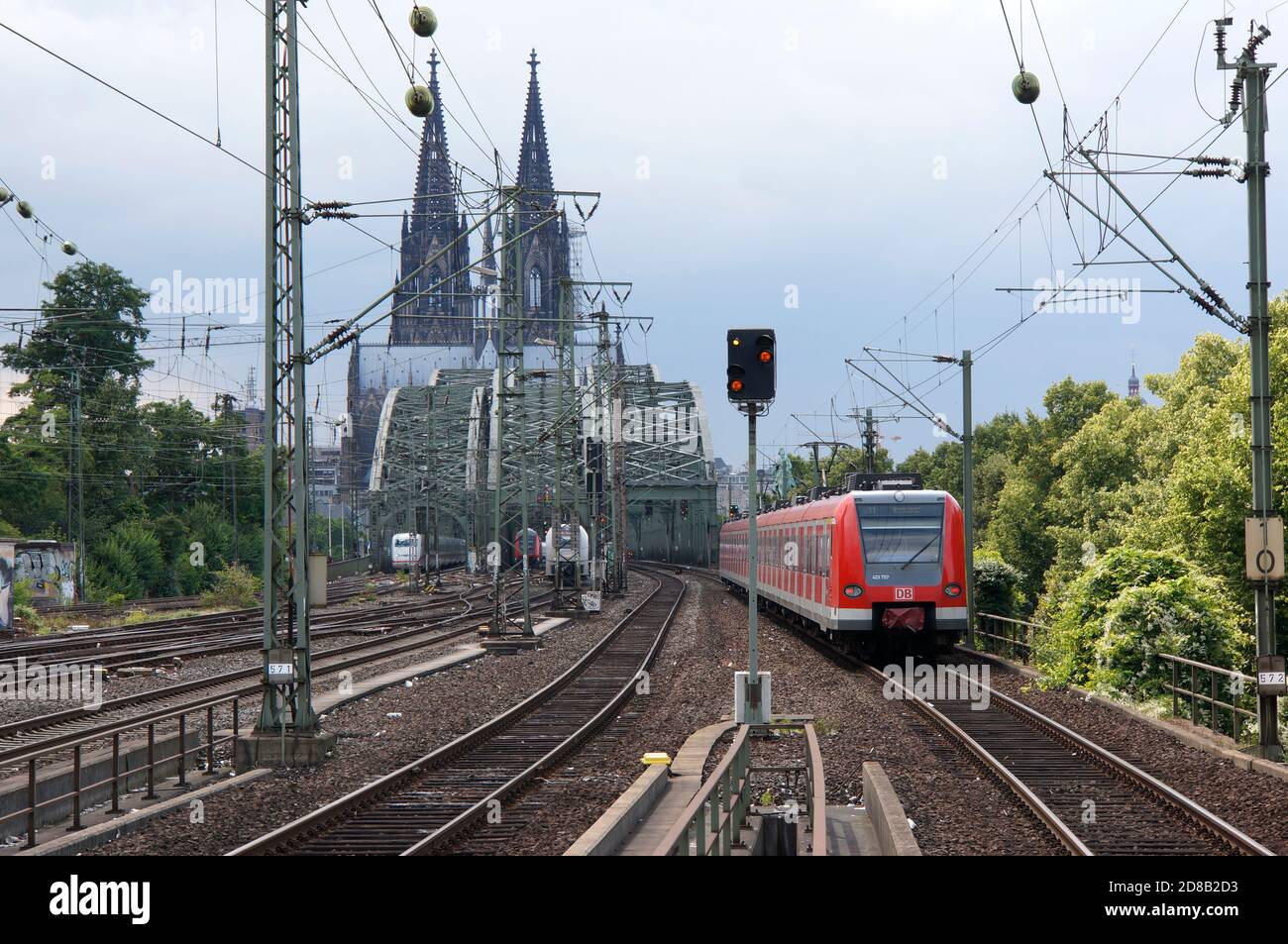 Hohenzollernbrücke und Kölner Dom, Köln, Nordrhein-Westfalen, Deutschland Stock Photo