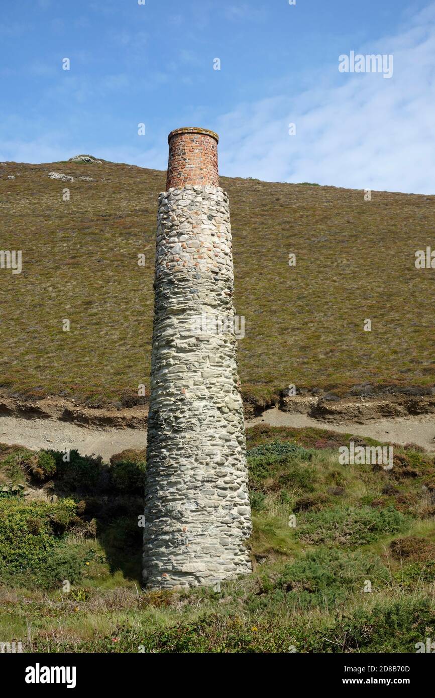 Abandoned & Disused Blue Hills Tin Mine Working Buildings, Trevellas Combe & Porth, North Cornwall, England, UK in September Stock Photo