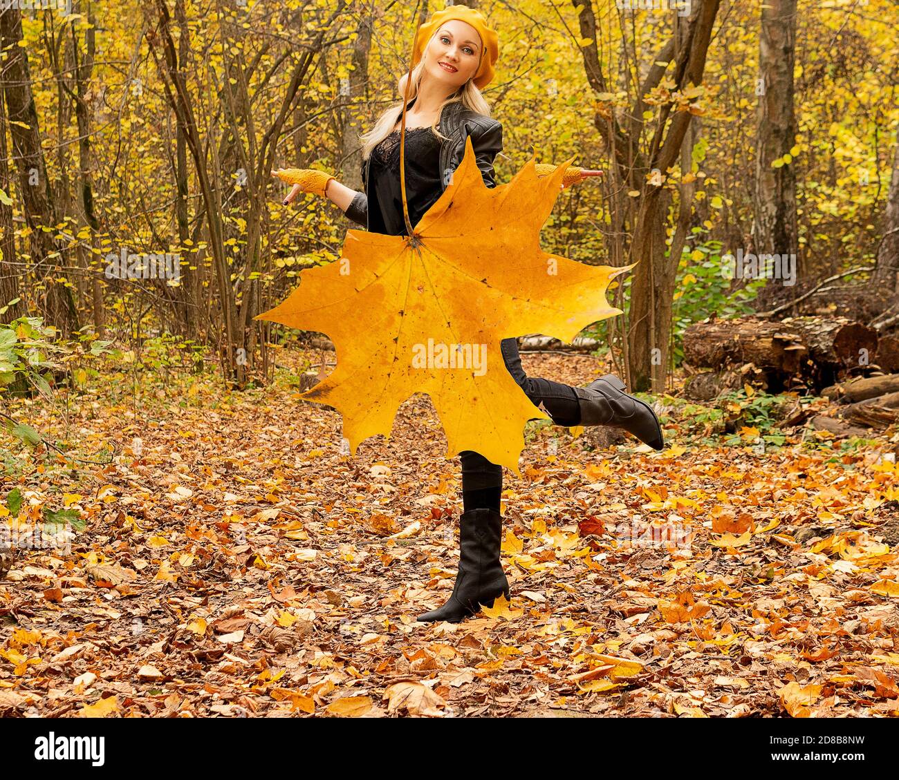 Autumn Maple Leaf Skirt Hike (Single)
