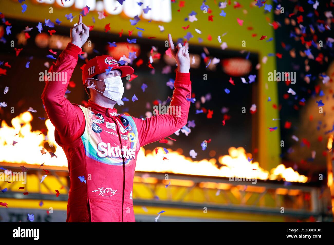 Fort Worth, Texas, USA. 28th Oct, 2020. Kyle Busch (18) wins the Autotrader EchoPark Automotive 500 at Texas Motor Speedway in Fort Worth, Texas