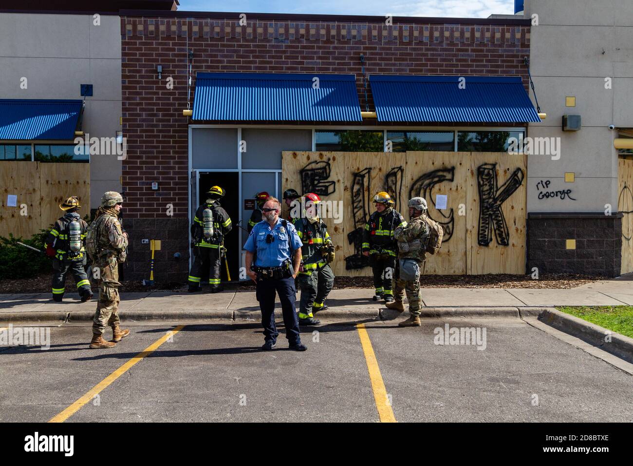 Minneapolis, MN - May 31, 2020: National Guard, firefighters and ...