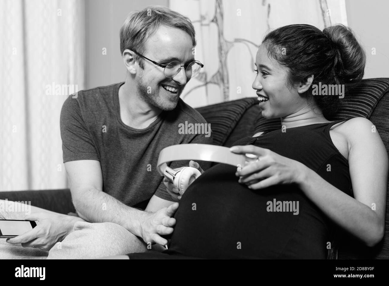 Women pregnant multi ethnic Black and White Stock Photos & Images - Alamy