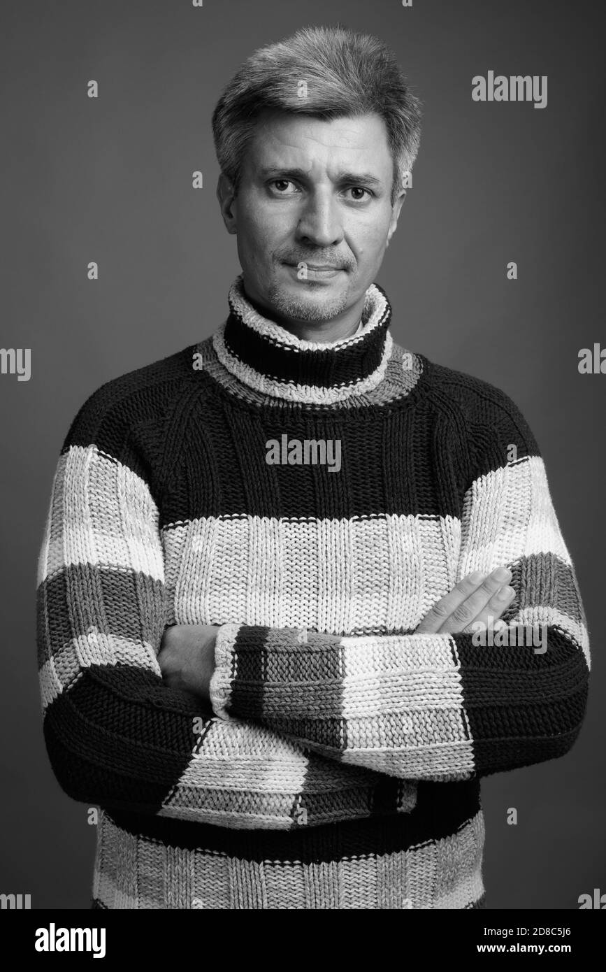 Man Wearing Gray Turtleneck Black And White Stock Photos Images Alamy man-wearing-gray-turtleneck-black-and-white-stock-photos-images-alamy