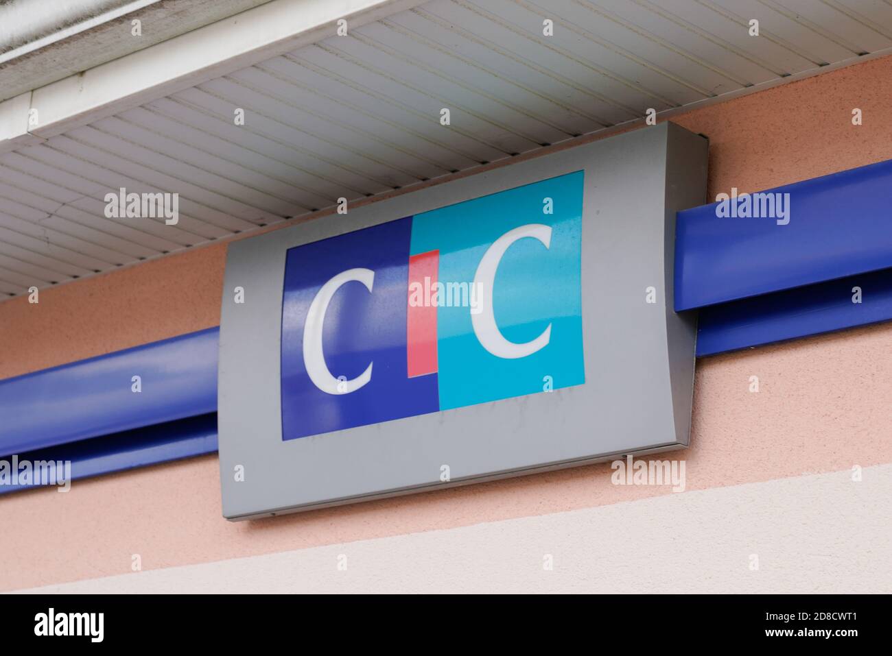 Credit industriel et commercial hi-res stock photography and images - Alamy