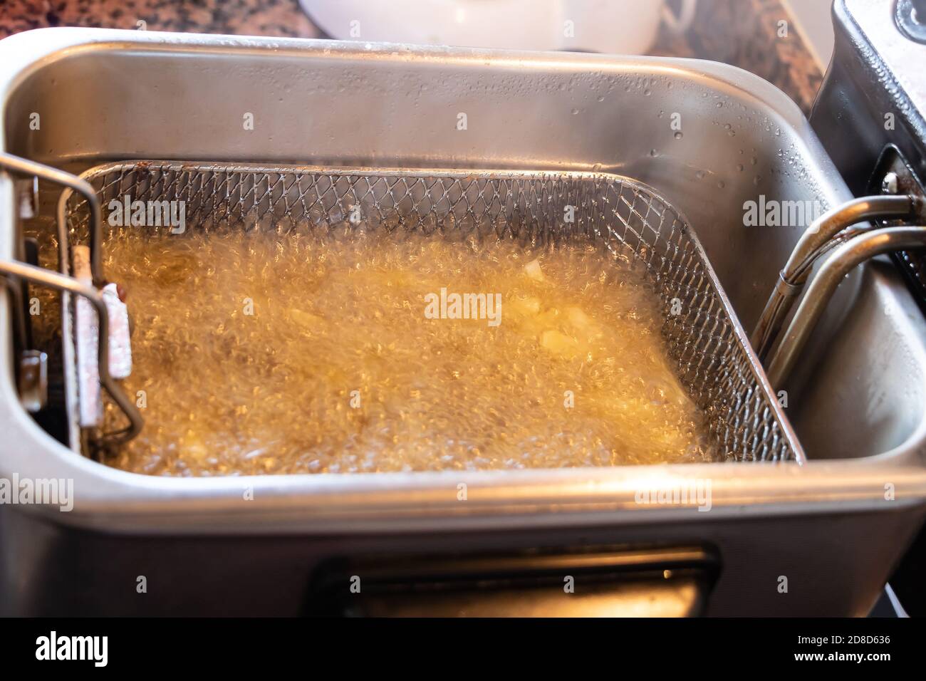 Boiling Deep Fryer High Resolution Stock Photography And Images Alamy