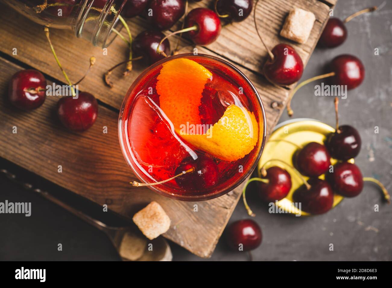 Old fashioned classic rum hi-res stock photography and images - Alamy