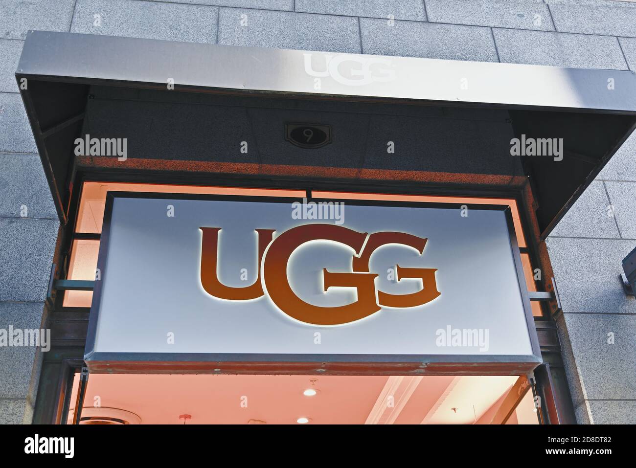 AUCKLAND, NEW ZEALAND - Aug 24, 2019: View of UGG boots store in downtown  Auckland Stock Photo - Alamy