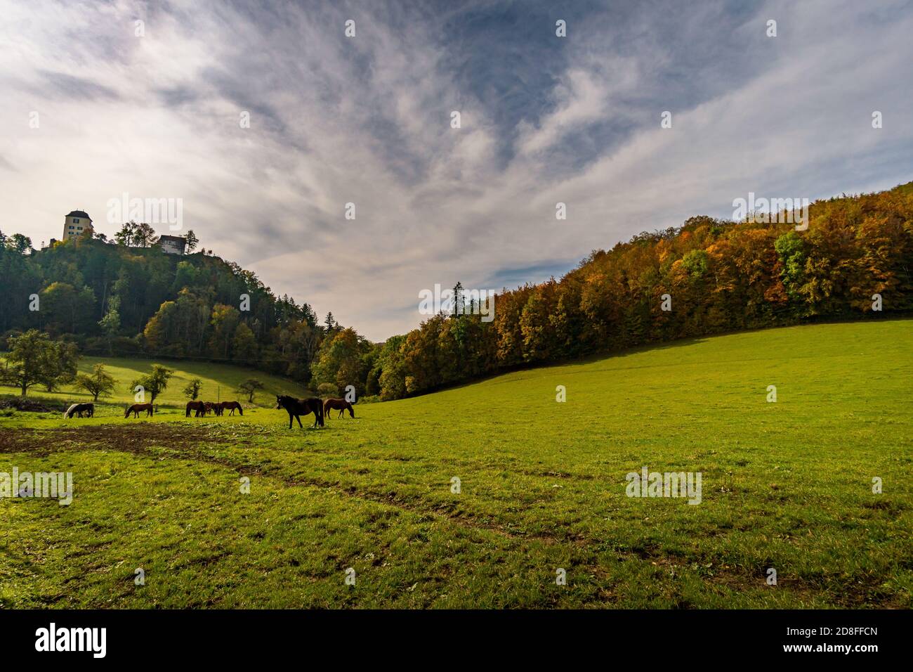 Fantastic autumn hike in the beautiful Danube valley at the Beuron ...