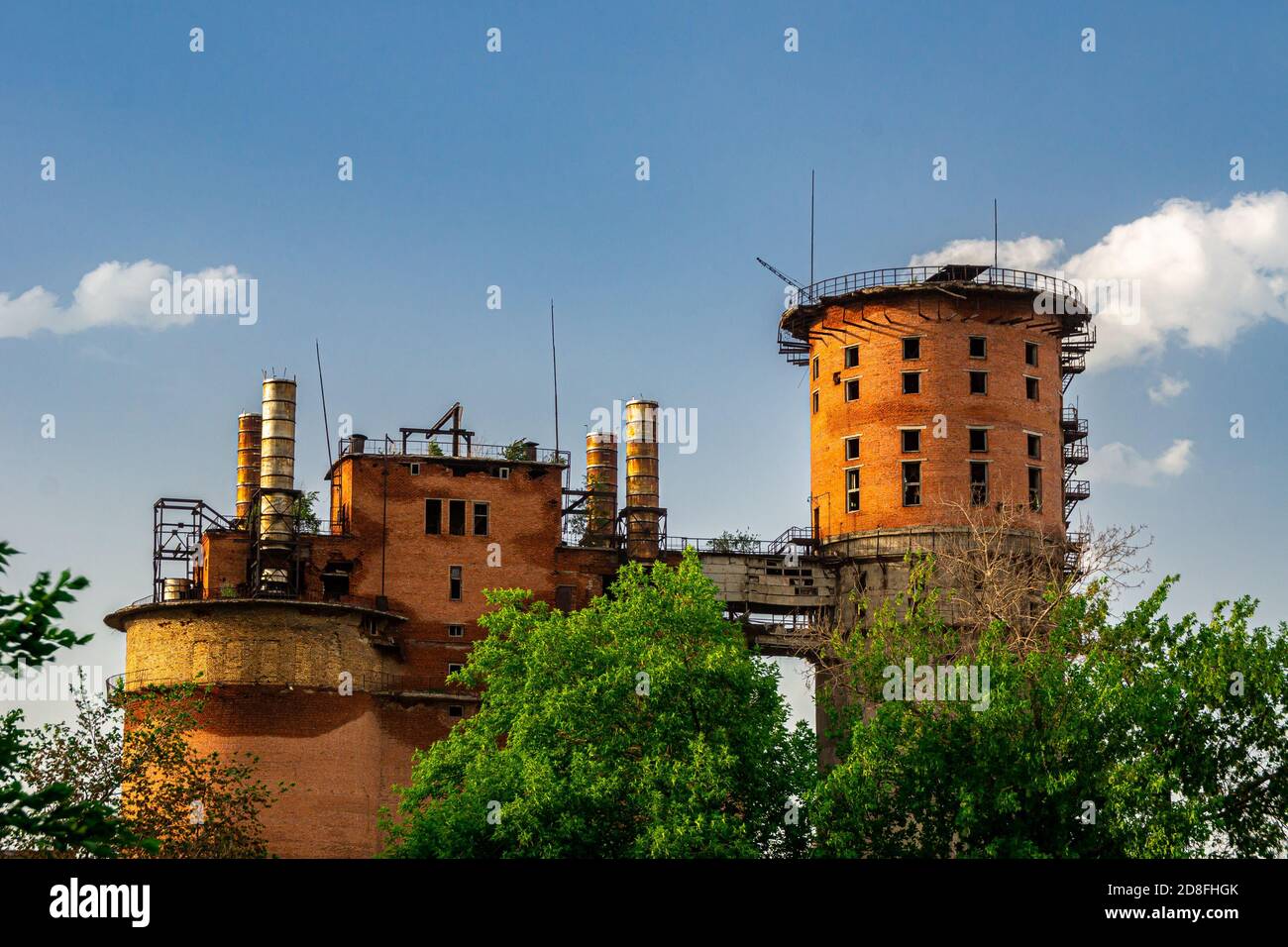 Industrial structures hi-res stock photography and images - Alamy