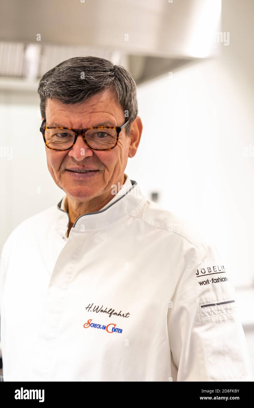 Achern, Germany. 12th Oct, 2020. Star chef Harald Wohlfahrt is in the development kitchen of the Scheck-In Manufaktur. Star chef Wohlfahrt has designed and built a manufactory for the supermarket entrepreneur A. Scheck for the production of ready-made meals at a high level. Wohlfahrt will be 65 years old on 7.11.2020 Credit: Philipp von Ditfurth/dpa/Alamy Live News Stock Photo