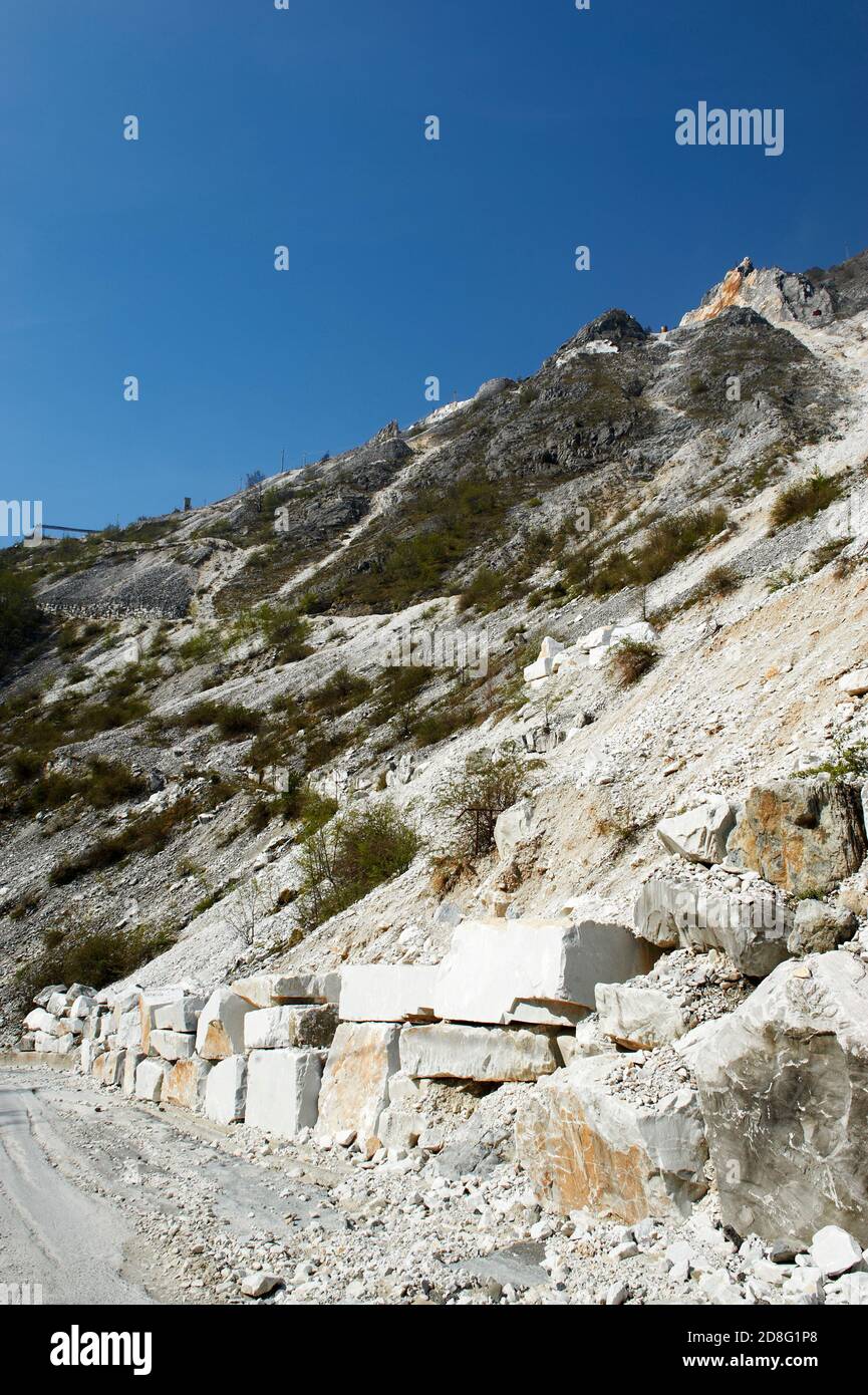 Colonata (Carrara), Italy, the famous marble quarries Stock Photo Alamy