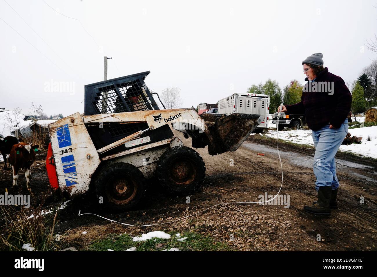 Bobcat skid loader hires stock photography and images Alamy