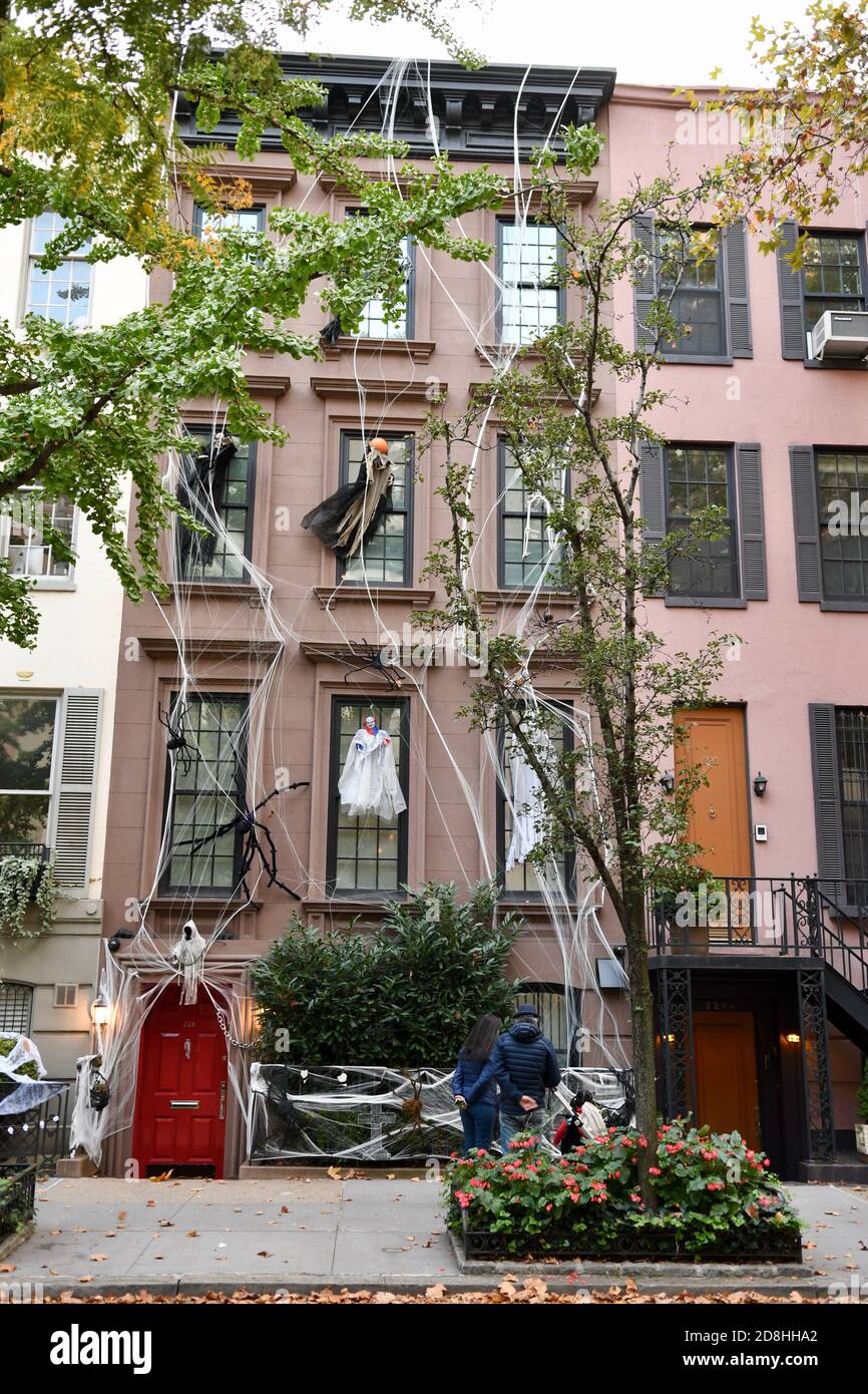 Bench upper east side hires stock photography and images Alamy