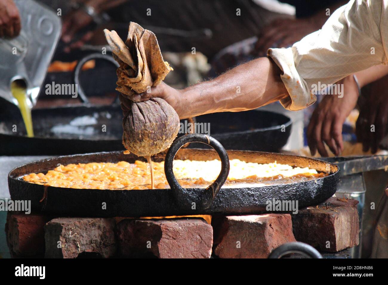 Preparing food at the Golden Temple, Amritsar, Jain. Stock Photo