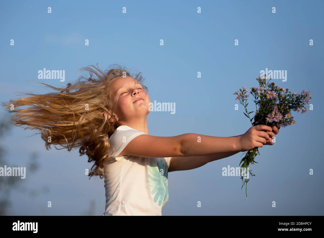 Page 2 Little Beautiful Blonde Girl Wild High Resolution Stock Photography And Images Alamy Page 2 Little Beautiful Blonde Girl Wild High Resolution Stock Photography And Images Alamy