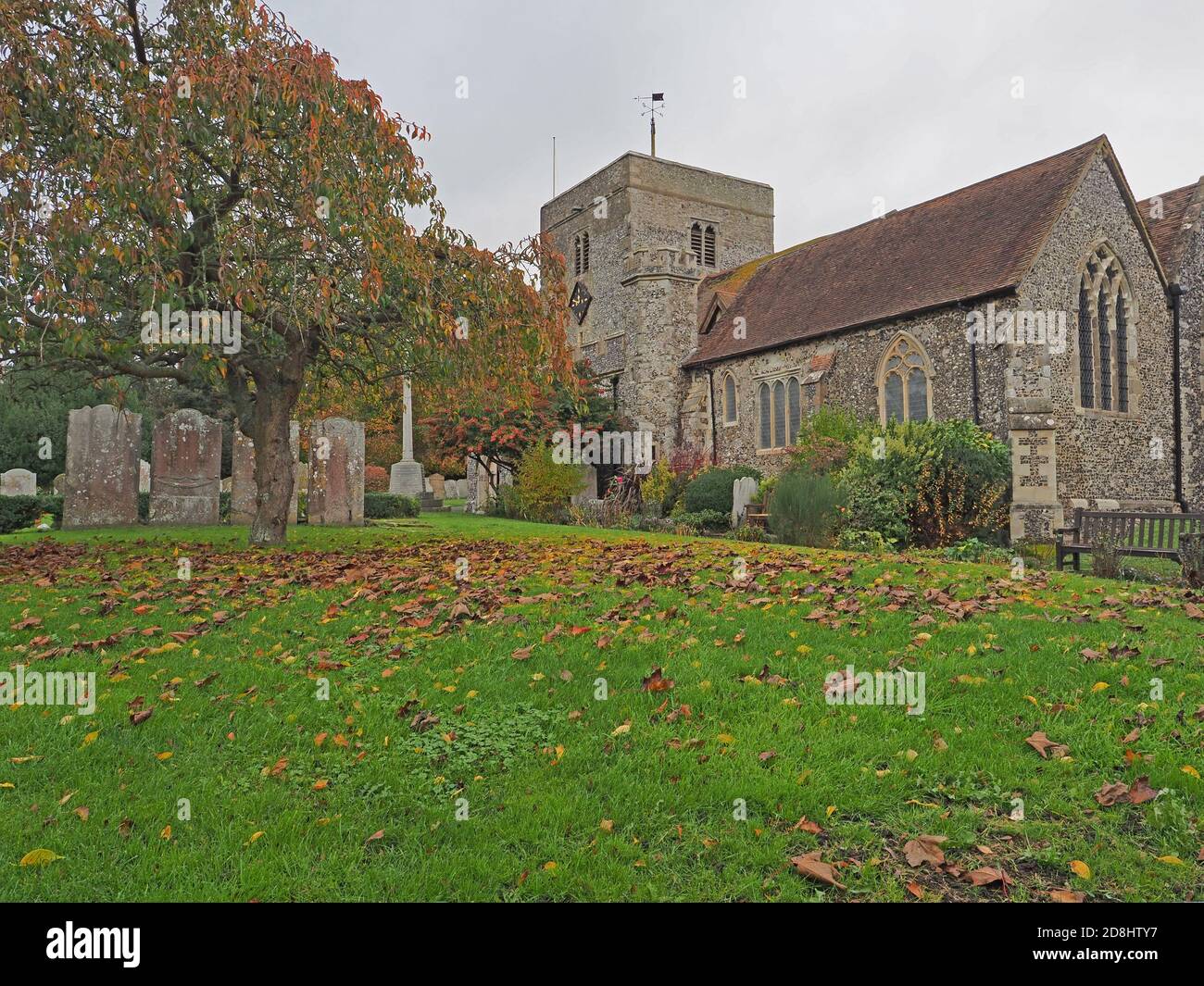 Sittingbourne, Kent, UK. 30th October 2020. Autumn colours in Borden, Kent. Borden Village Church. Credit: James Bell/Alamy Live News Stock Photo