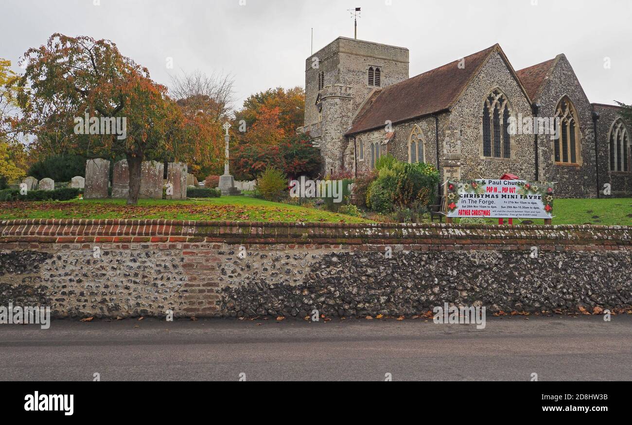 Sittingbourne, Kent, UK. 30th October 2020. Autumn colours in Borden, Kent. Borden Village Church. Credit: James Bell/Alamy Live News Stock Photo