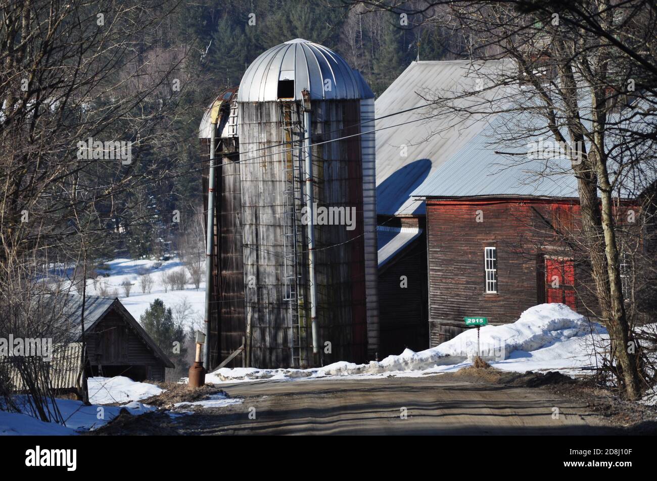 Old barns usa hires stock photography and images Alamy