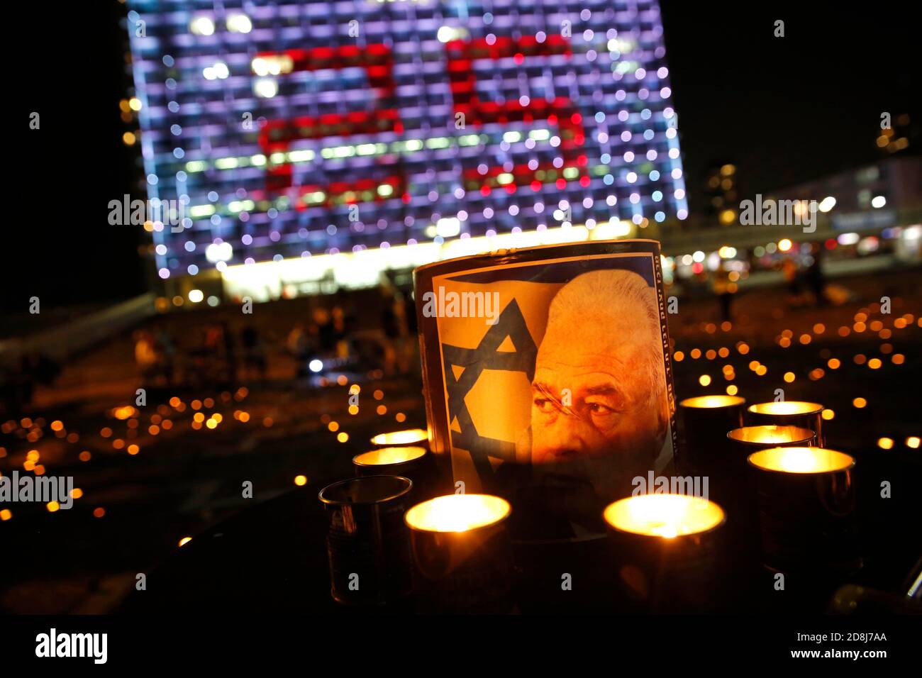 Tel Aviv. 29th Oct, 2020. Candles are lit during a memorial event