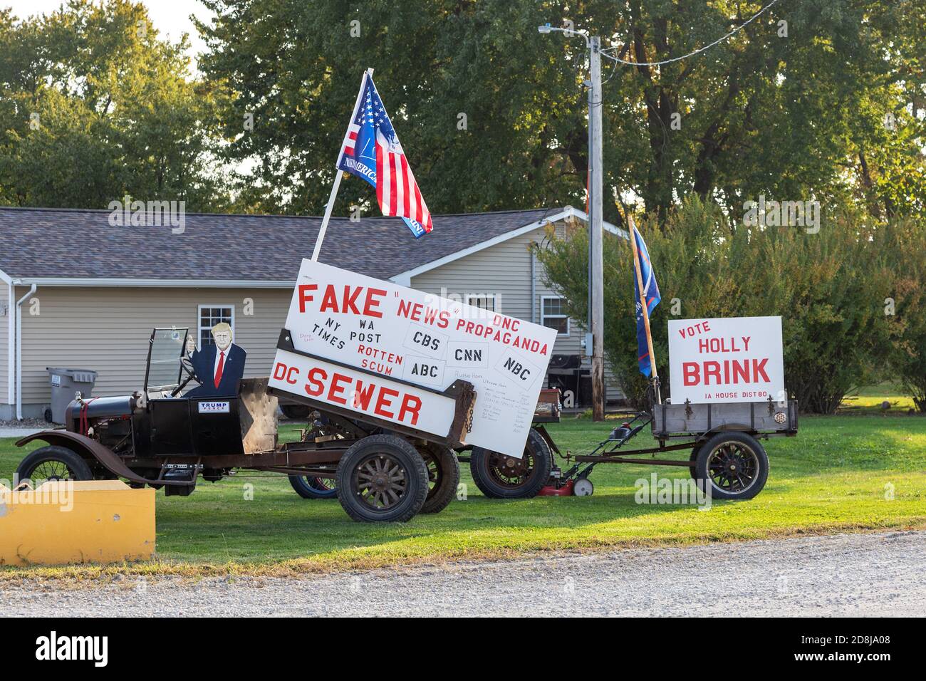 Homemade Trump campaign sign in Albia, Iowa Stock Photo
