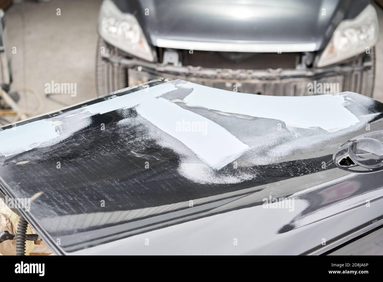 Car putty hi-res stock photography and images - Alamy