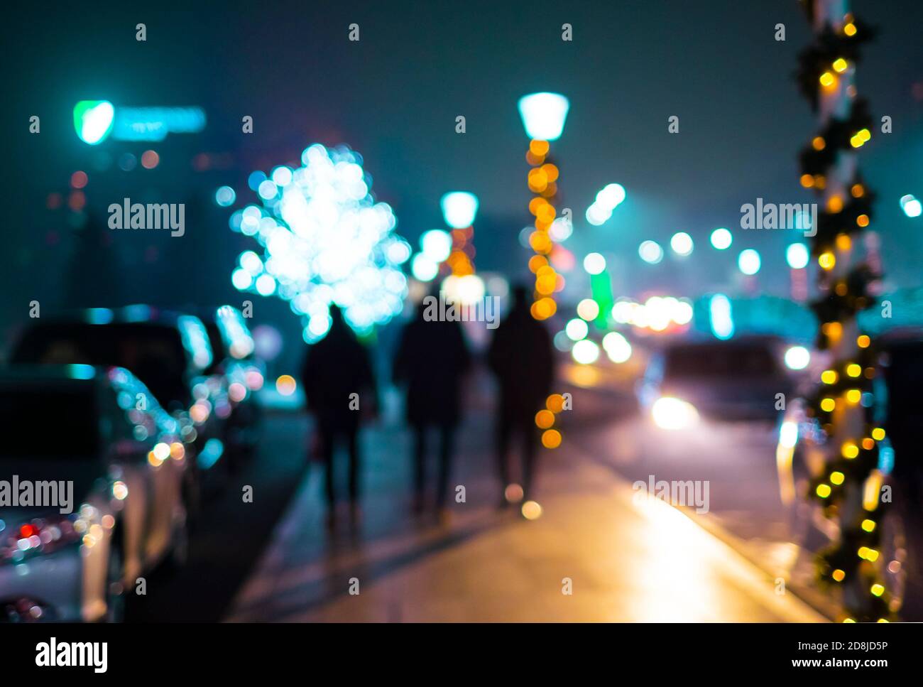 Defocused night street lights hi-res stock photography and images - Alamy
