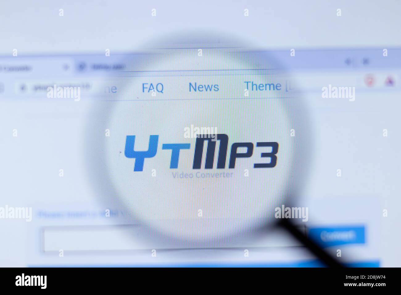 Ytmp3 cc hi-res stock photography and images - Alamy