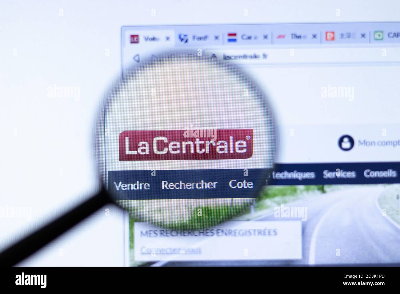 New York, USA - 29 September 2020: La Centrale lacentrale.fr company  website with logo close up, Illustrative Editorial Stock Photo - Alamy