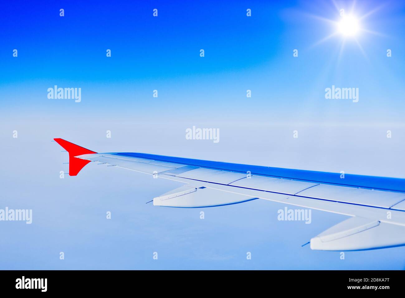 Airplane altitude hi-res stock photography and images - Alamy