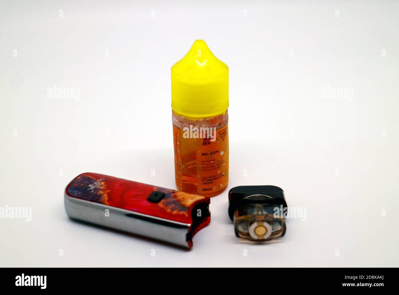 E liquid for vape pen hi-res stock photography and images - Alamy