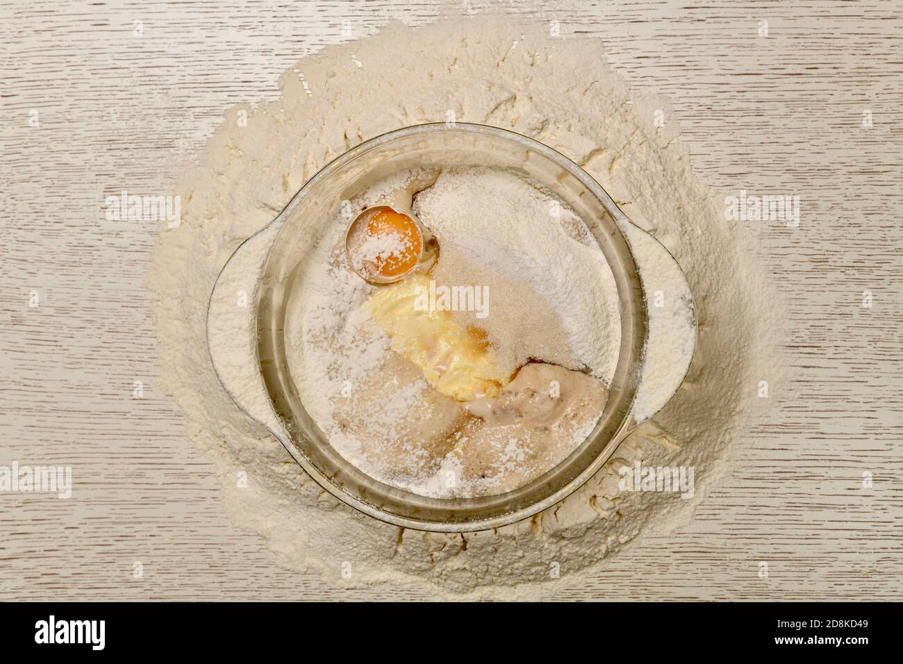 Yeast dough pies hires stock photography and images Alamy