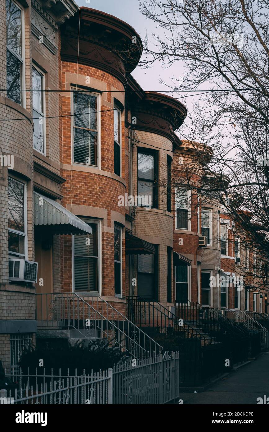 The Complete Guide to Flat Fee Real Estate Services
