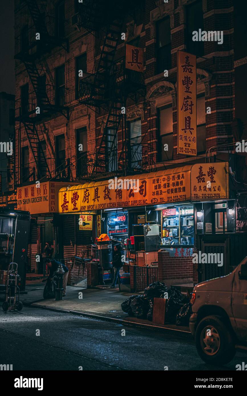 Night street scene in Chinatown, Manhattan, New York City Stock Photo ...