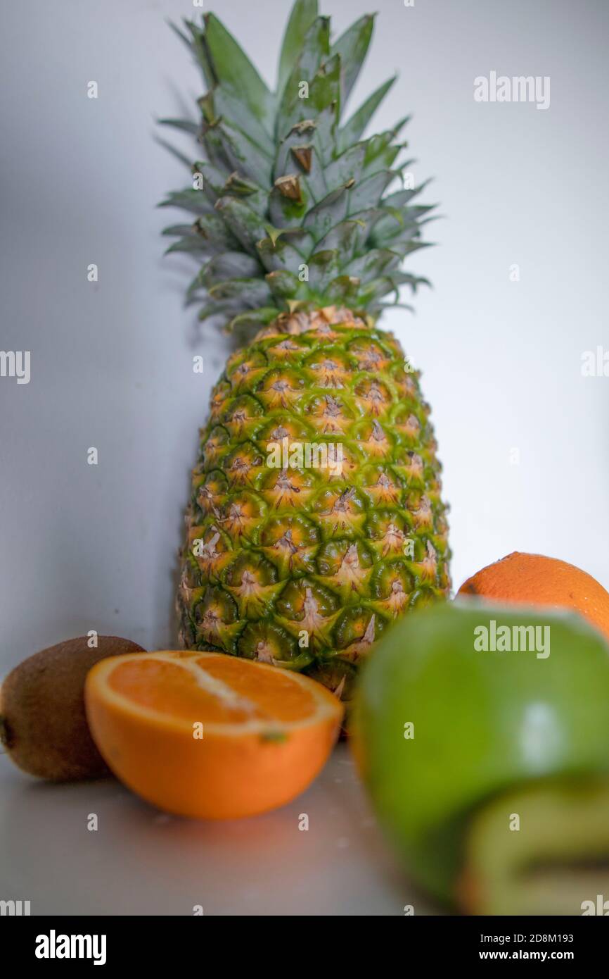 水果拼盘 Fresh Fruit Platter on refrigerator Stock Photo