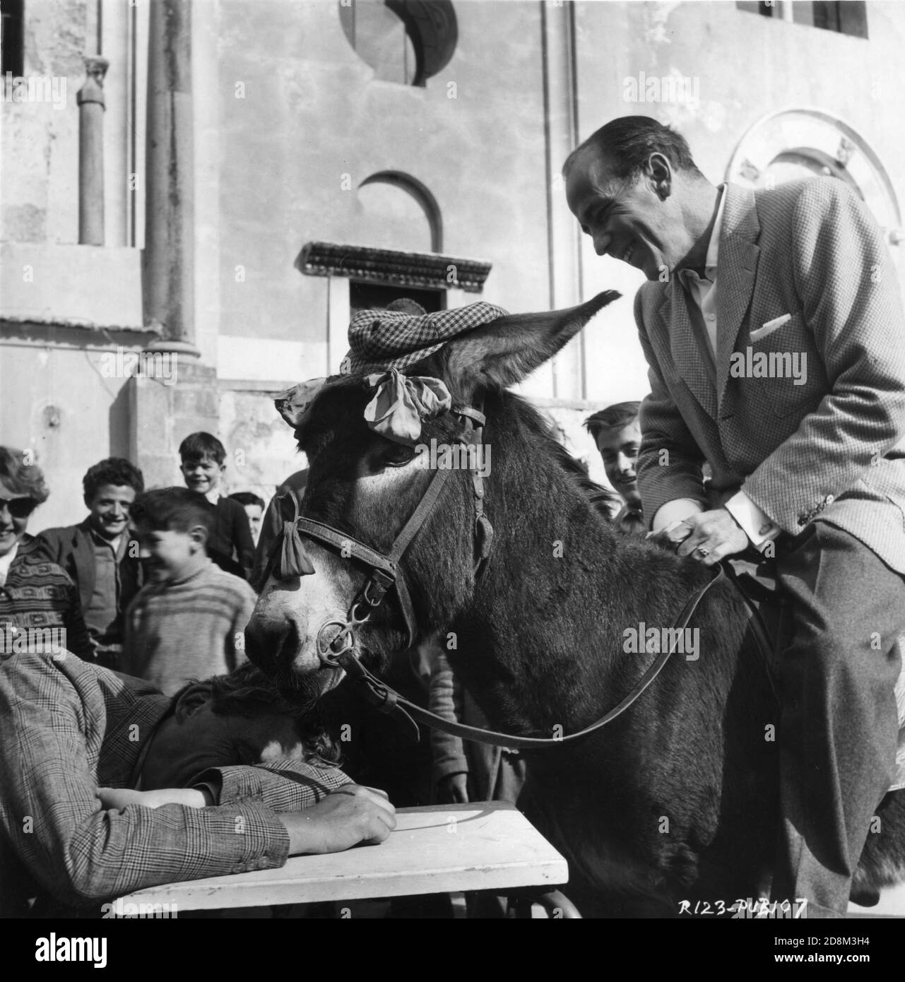 Donkey Ravello JOHN HUSTON Francisco the Donkey and HUMPHREY BOGART on set location ...