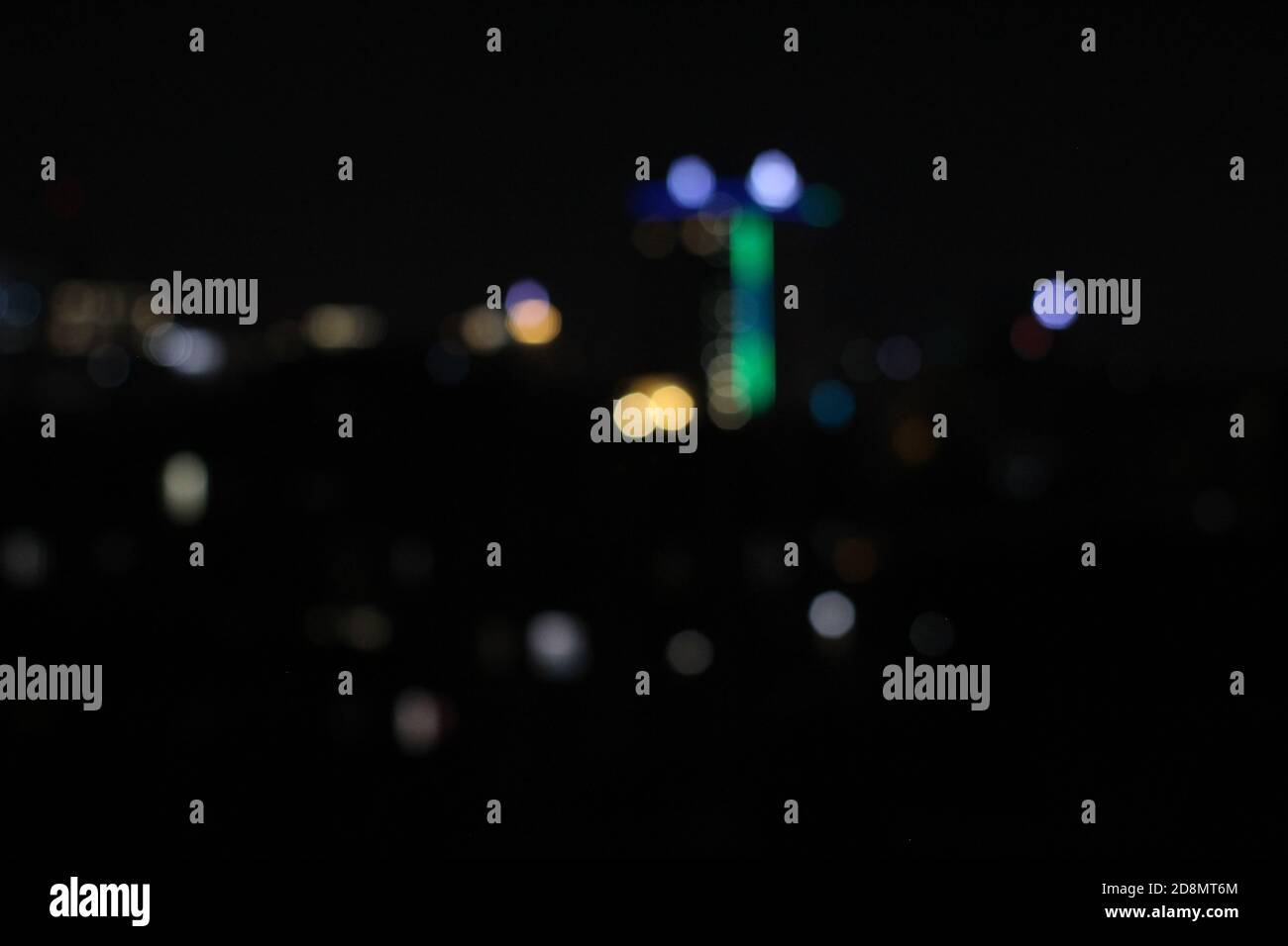Blurry city lights hi-res stock photography and images - Alamy