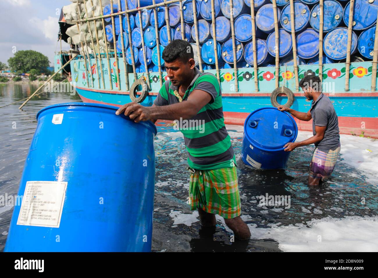 Chemical waste drums hi-res stock photography and images - Alamy
