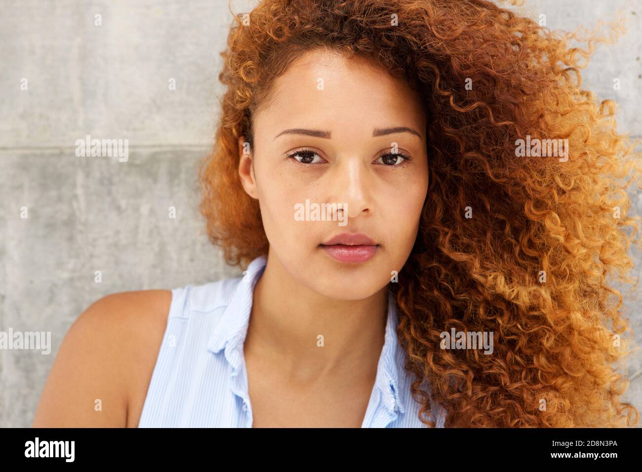 African woman curly hair close up hi-res stock photography and images ...