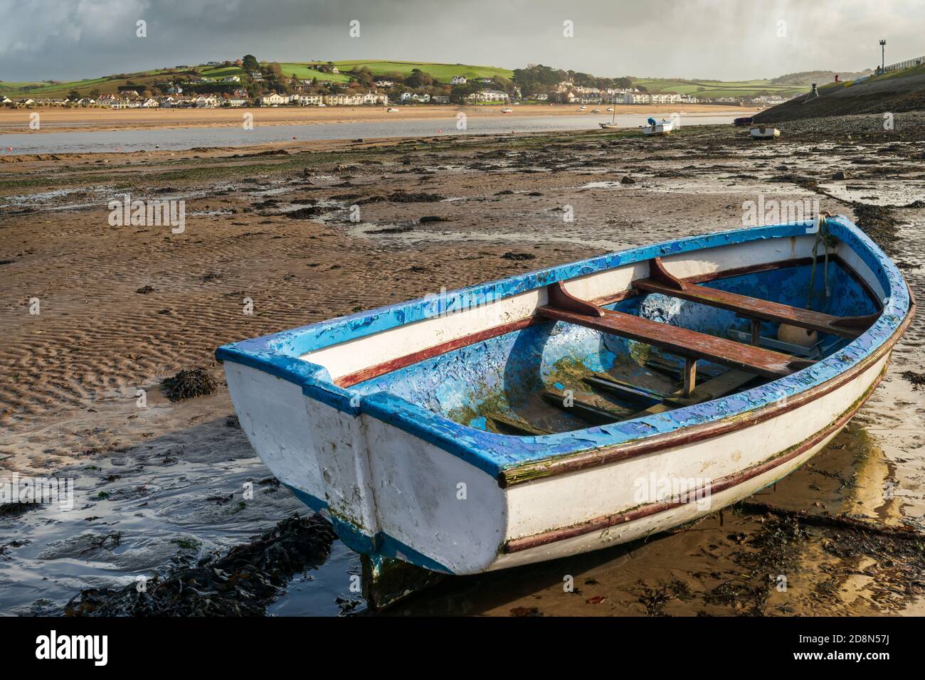 Appledore, North Devon, England. Saturday 31st October 2020. UK Weather. A day of bright sunshine and intermittent heavy downpours over the River Torridge estuary at the picturesque vilages of Appledore and Instow in North Devon. Credit: Terry Mathews/Alamy Live News Stock Photo