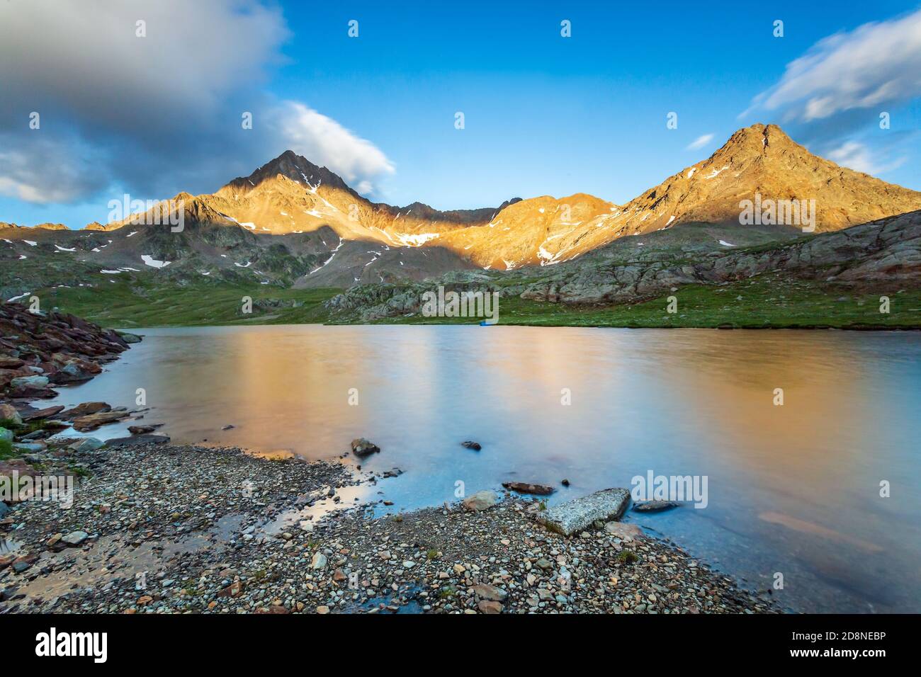 Ponte di legno in legno hi-res stock photography and images - Alamy