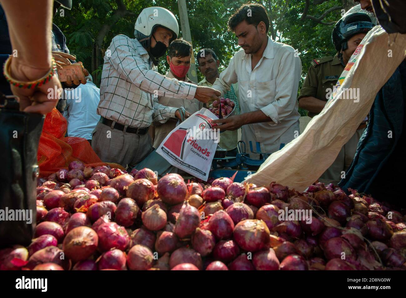 Market ghaziabad hires stock photography and images Alamy
