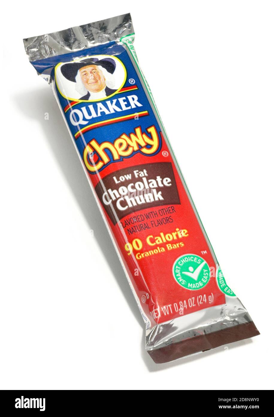https://c8.alamy.com/comp/2D8NWY0/quaker-oats-brand-chocolate-chunk-flavor-chewy-granola-bar-photographed-on-a-white-background-2D8NWY0.jpg