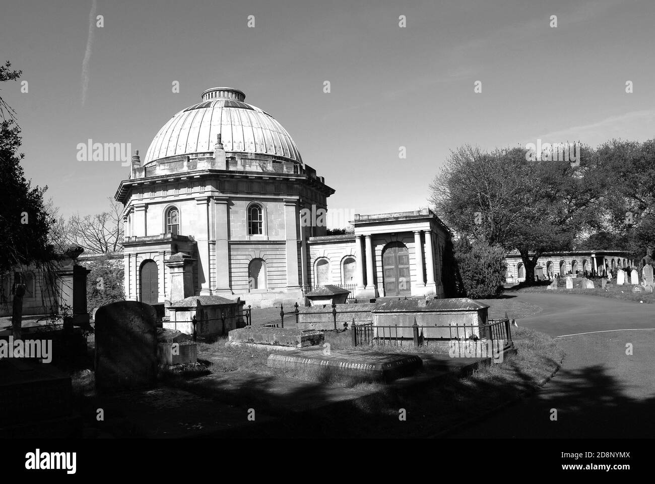 Old Brompton Cemetery Stock Photo Alamy