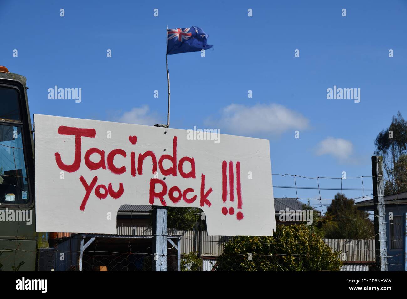 KUMARA, NEW ZEALAND, SEPTEMBER 16, 2020: A supporter of New Zealand Prime Minister, Jacinda Adern, makes a statement in Kumara on the West Coast of th Stock Photo