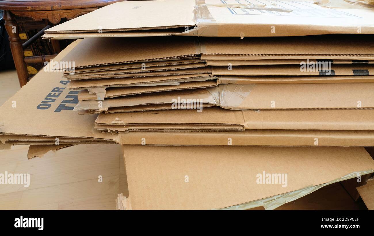 Flattened cardboard boxes hires stock photography and images Alamy