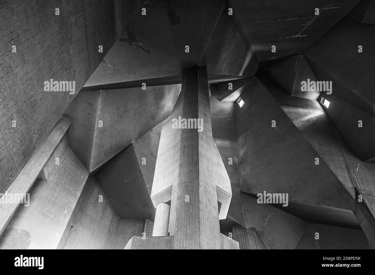 Brutalism church Black and White Stock Photos & Images - Alamy