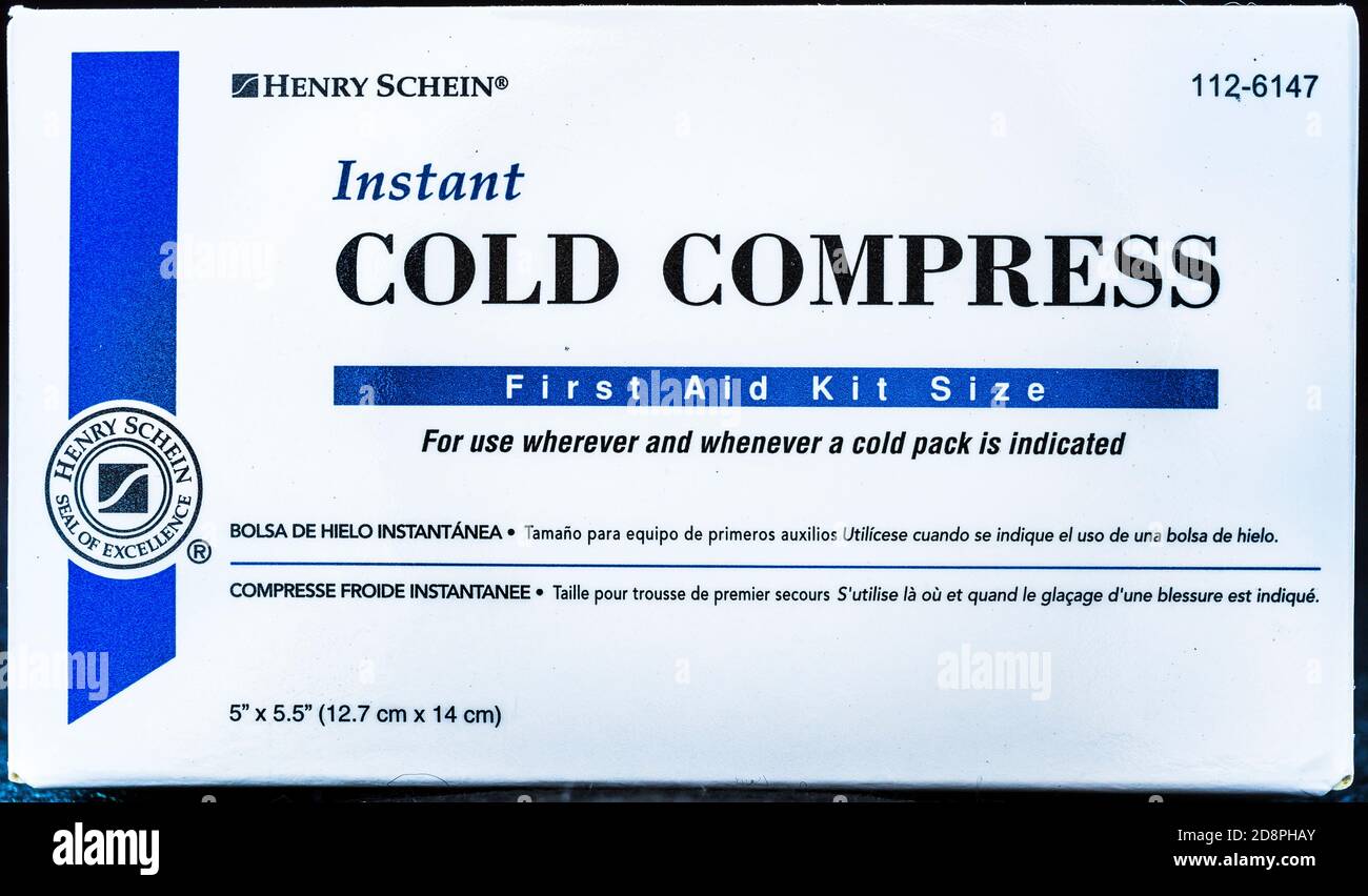 instant cold pack compress first aid kit size Stock Photo Alamy