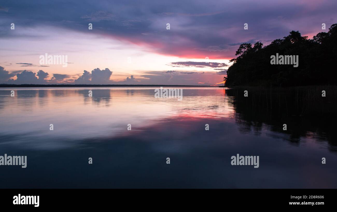Lac Peten Itza Stock Photo Alamy