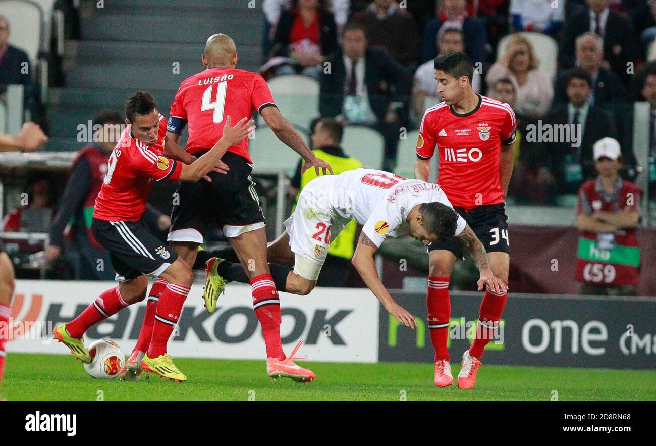 Vitolo of FC Seville and Luisão , André Gomes , Rodrigo of Benfica during the Europa League 2013 - 2014 ,Juventus Stadium, Turin on MAY 14 2014 in Turin , Italie - Photo Laurent Lairys / DPPI Stock Photo